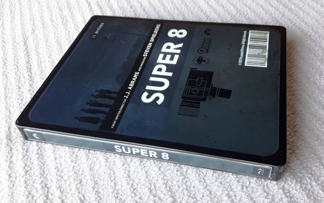 Super8 00