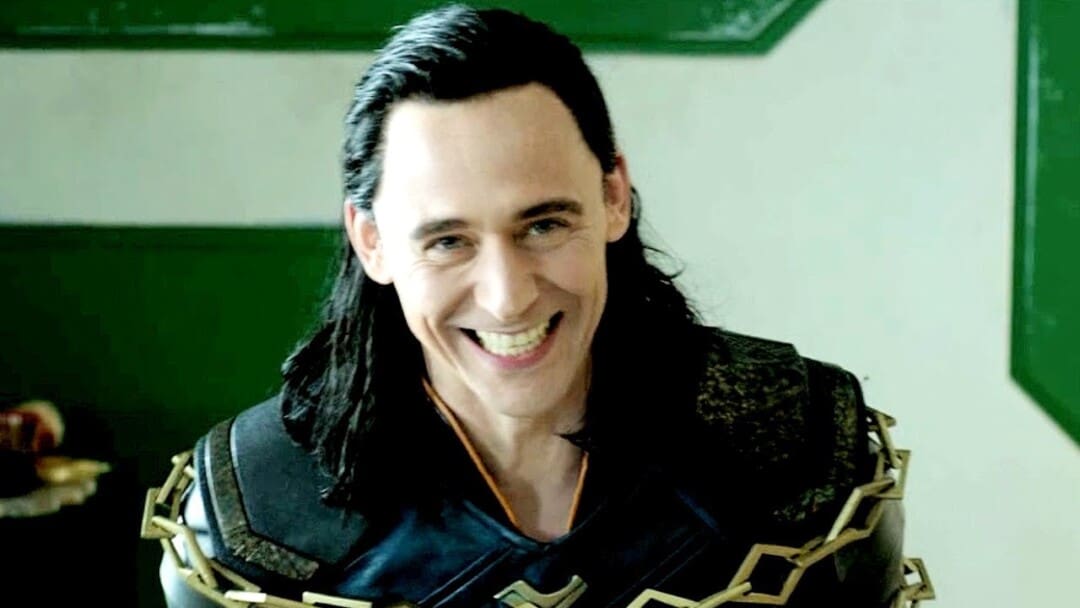 Tom Hiddleston como Thor