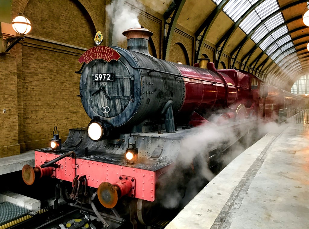 Harry-Potter-Hogwarts-Express-fondo-background-zoom