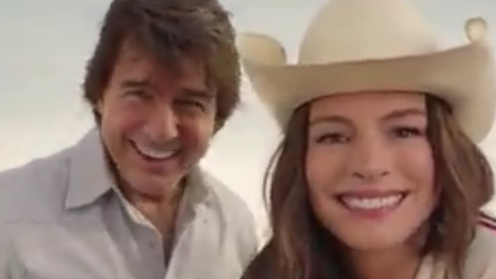 Anne Hathaway se une a Tom Cruise en la secuela de 'Días de Trueno' con estreno en 2028 - interior