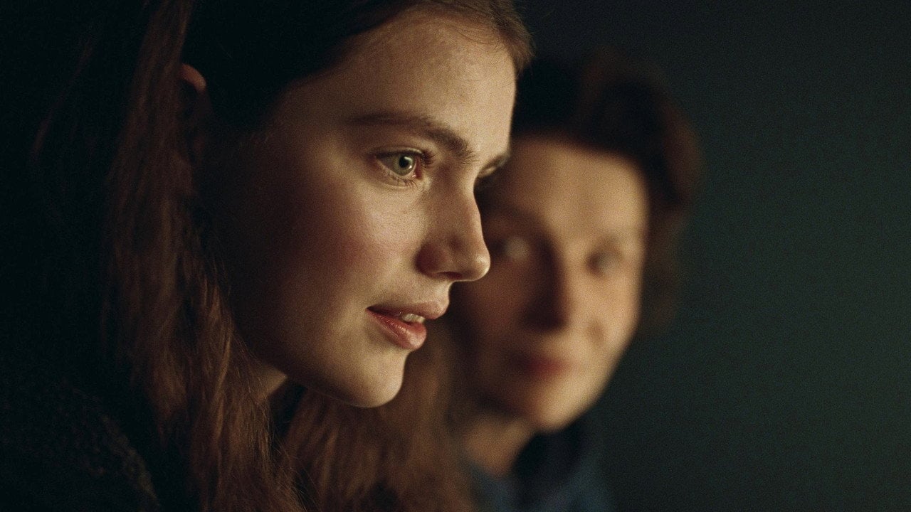 Tráiler de 'Queen at Sea', el regreso de Lance Hammer - interior