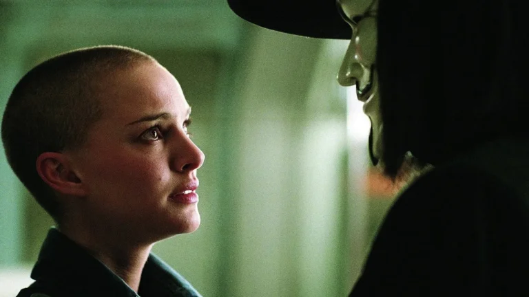 ‘V For Vendetta’ Trailer del 20º Aniversario: El thriller distópico de James McTeigue regresa a los cines en noviembre portada